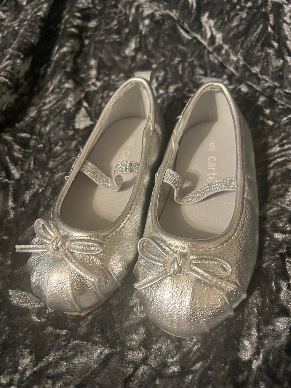 Carter’s Silver Metallic Dress Shoes Size 5